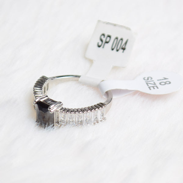 Women Silver Cubic Black Topaz Ring|Cut Side Diamonds (Size 18)