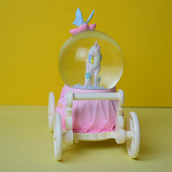 Buggy StyleSnow Globes are the Perfect Gift For Any Occasion And Your loved One.