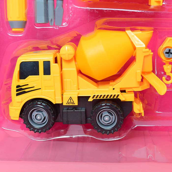 Crane Truck Toy For Kids With a Rolling Tank Is a Powerful Toy